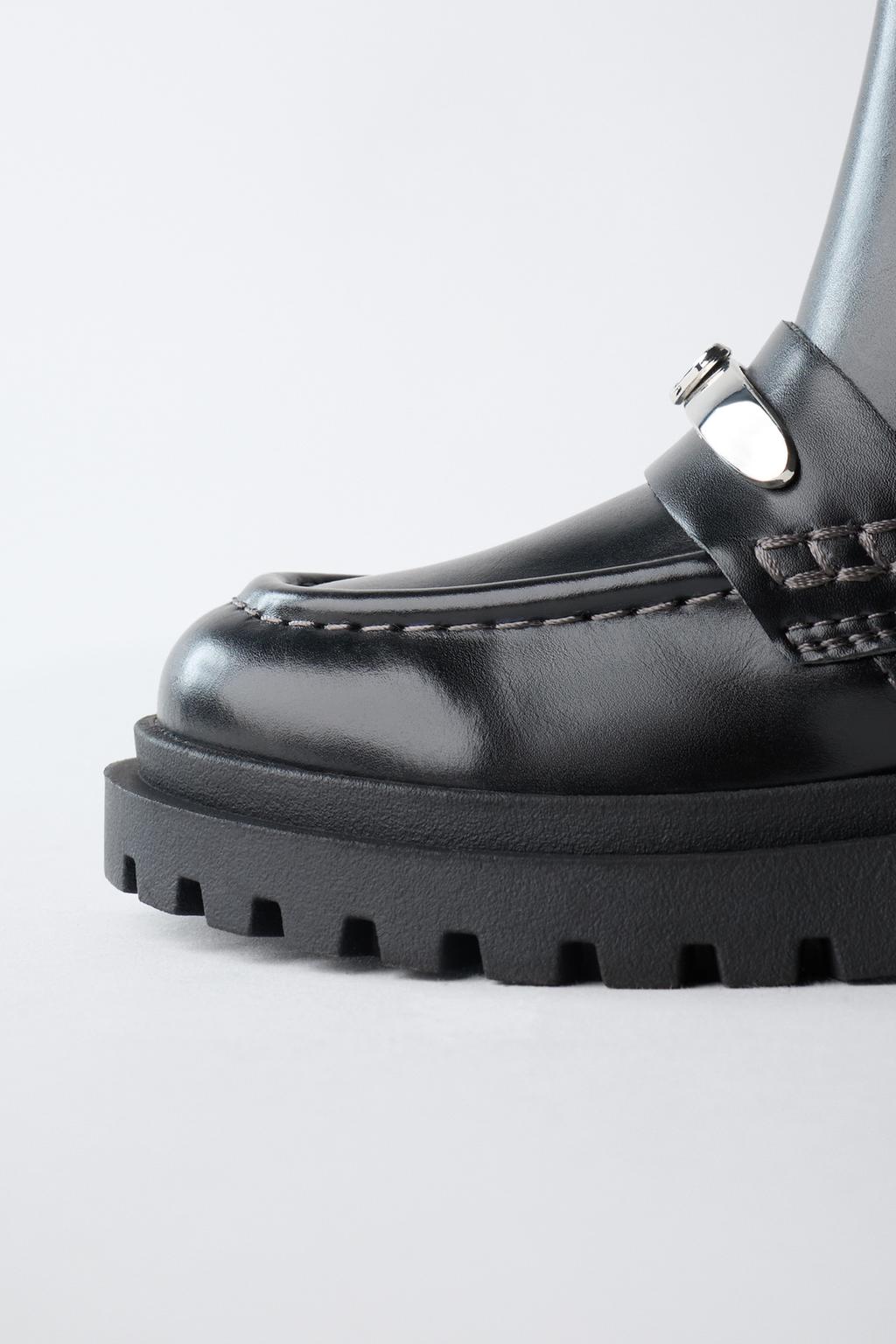 БОТИНКИ С МЕТАЛЛИЧЕСКИМ СЕРДЦЕМ