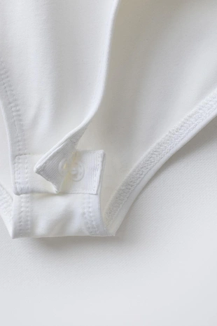 Боди из полиамида с вырезами- Заказать в России