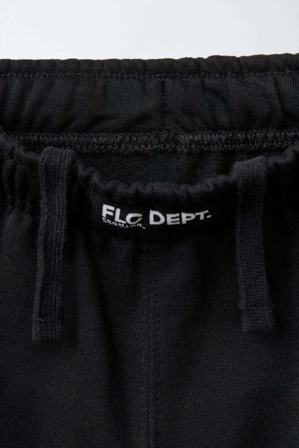 БРЮКИ ИЗ МЯГКОЙ ТКАНИ С НАШИВКОЙ