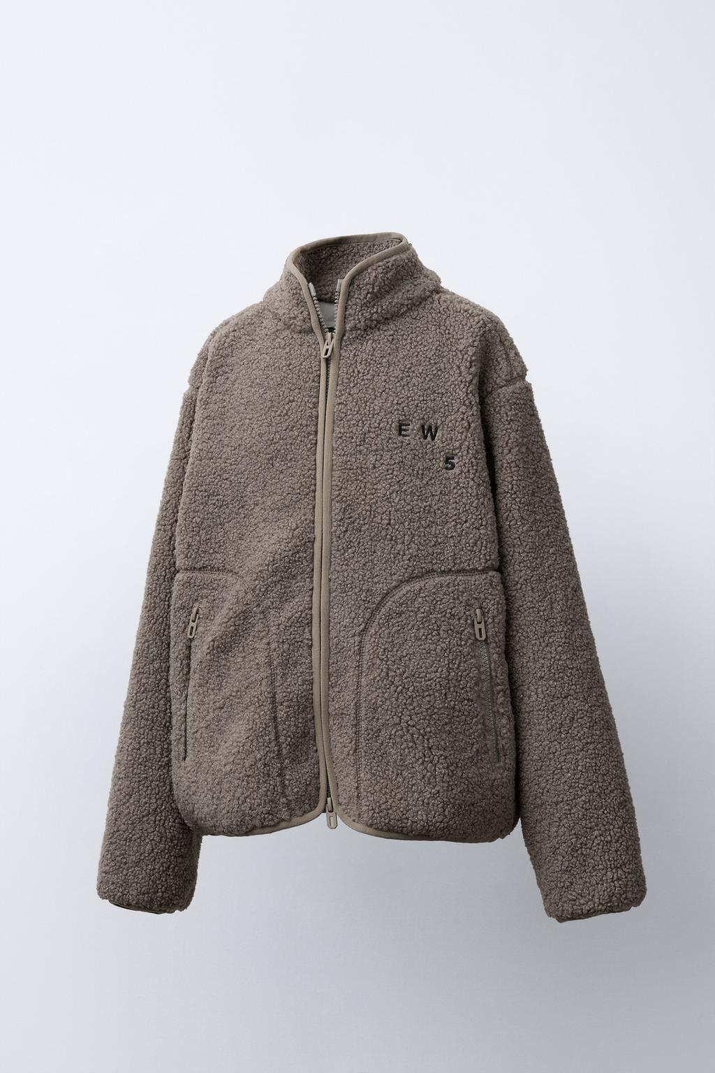 КУРТКА ИЗ ИСКУССТВЕННОЙ ОВЧИНЫ С ВЫШИВКОЙ