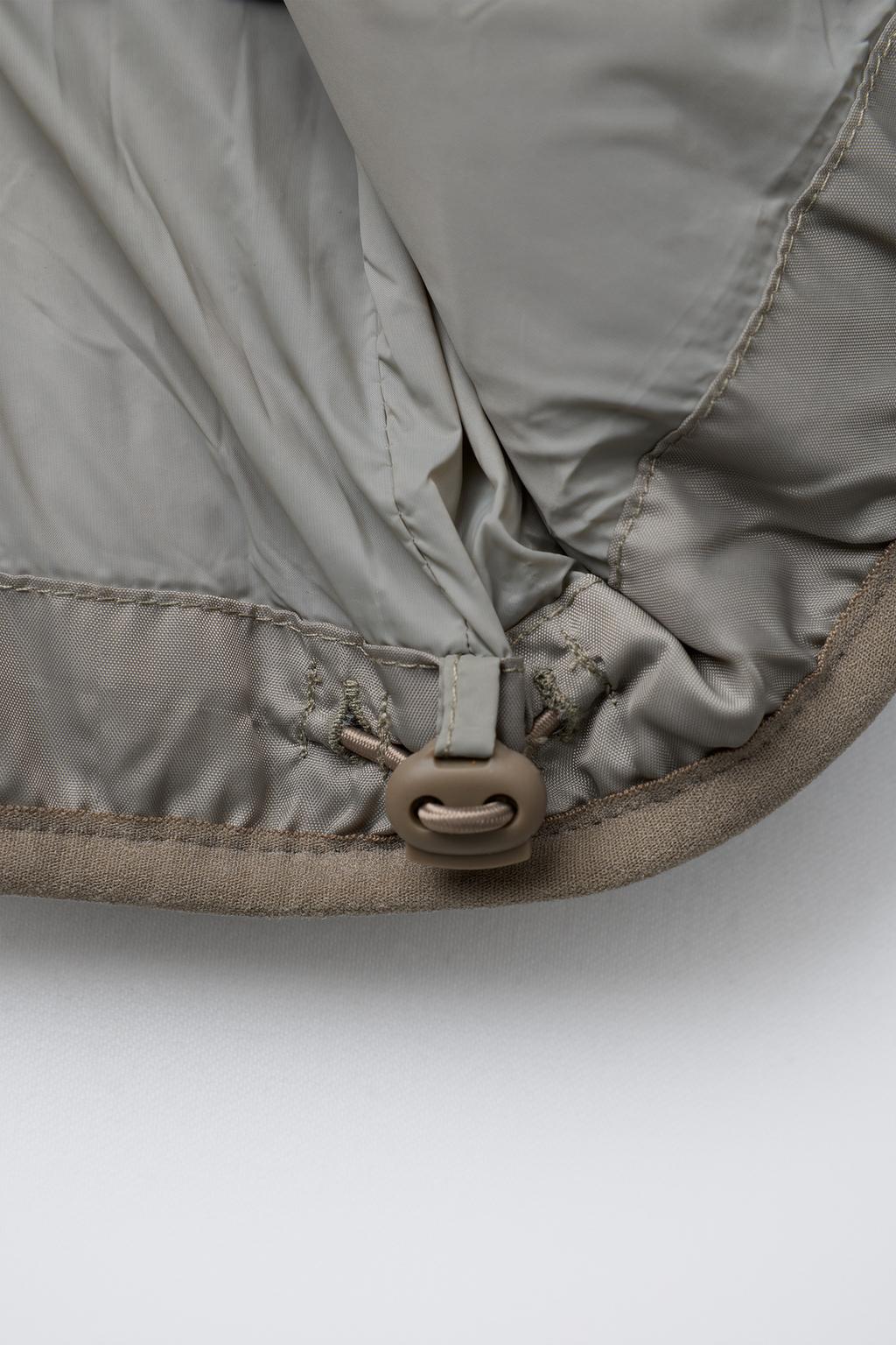 КУРТКА ИЗ ИСКУССТВЕННОЙ ОВЧИНЫ С ВЫШИВКОЙ