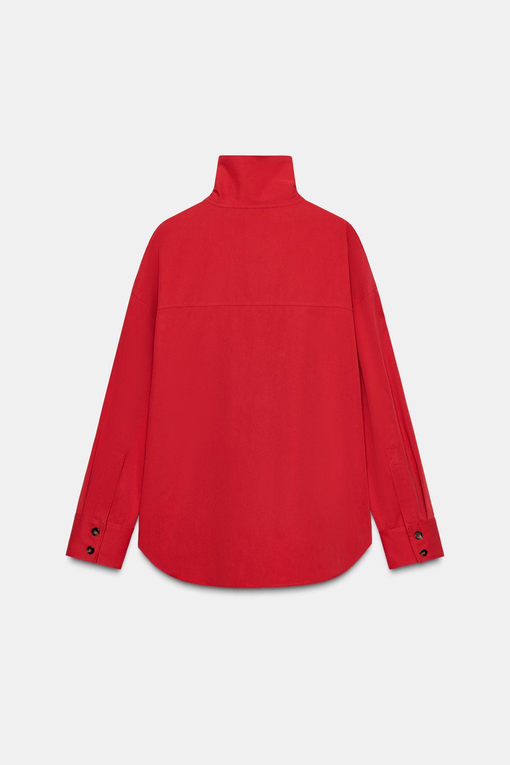 РУБАШКА С ЗАПАХОМ И ВЫСОКИМ ВОРОТНИКОМ