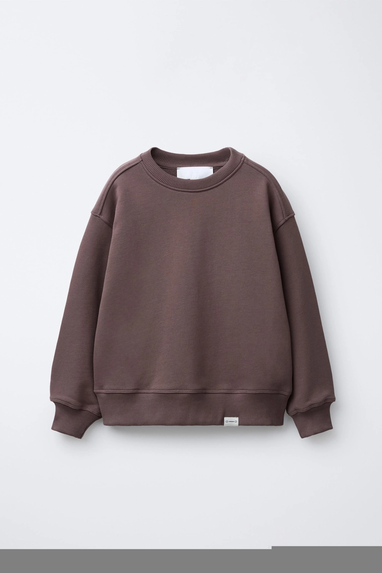 Свитшот с лейблом basic