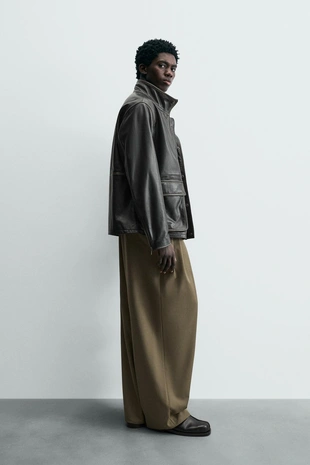 Кожаная куртка с карманами LIMITED EDITION- Заказать в России