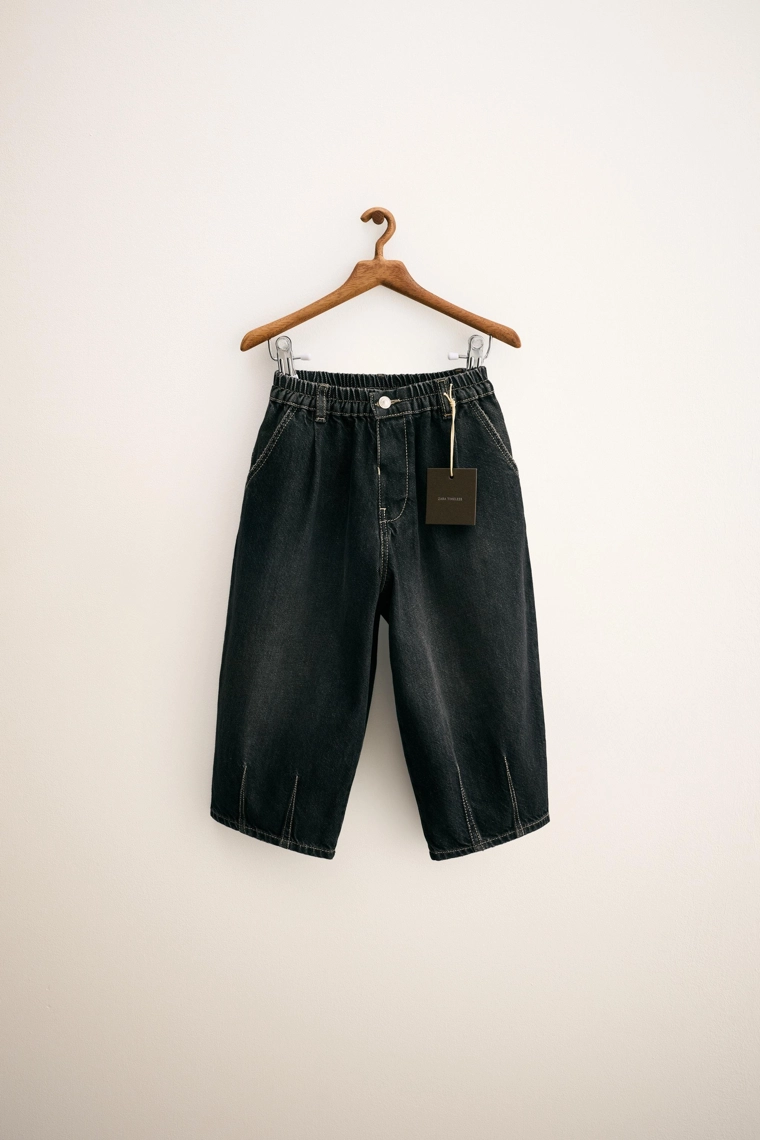 Джинсы с поясом-резинкой и вытачками zara timeless