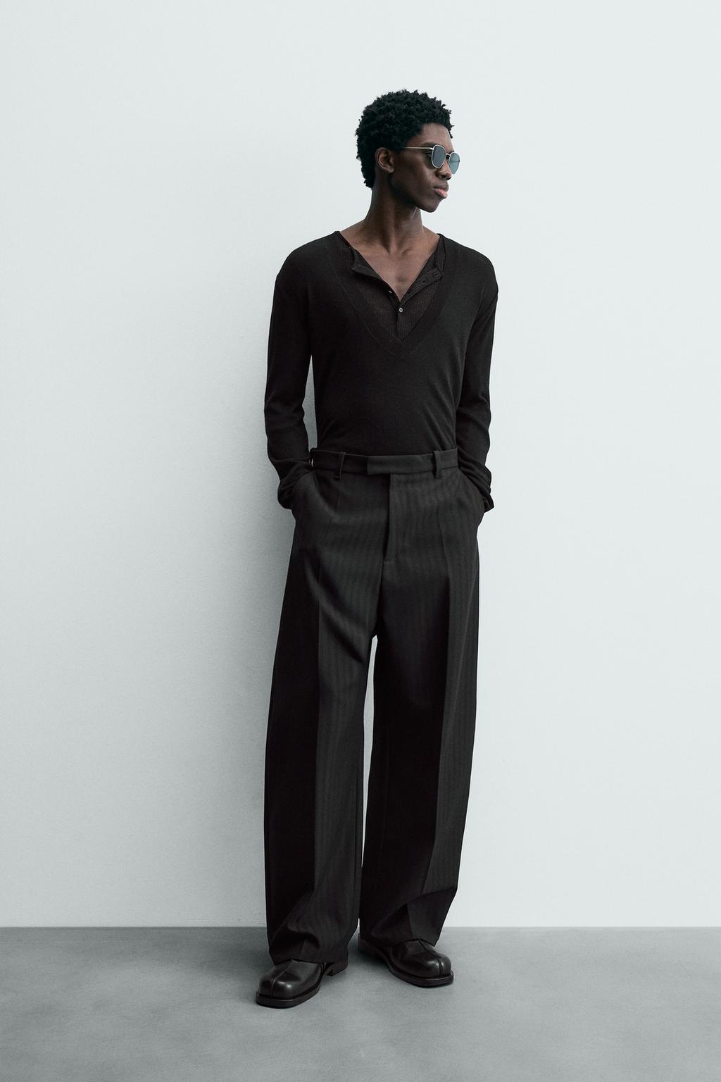 Джемпер из ограниченной коллекции из шерсти с глубоким v-образным вырезом