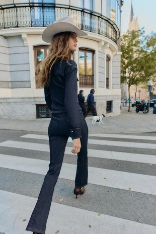 Приталенная джинсовая куртка Z1975- Заказать в России