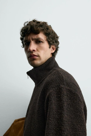 Толстовка из искусственной овчины с воротником на молнии- Заказать в России