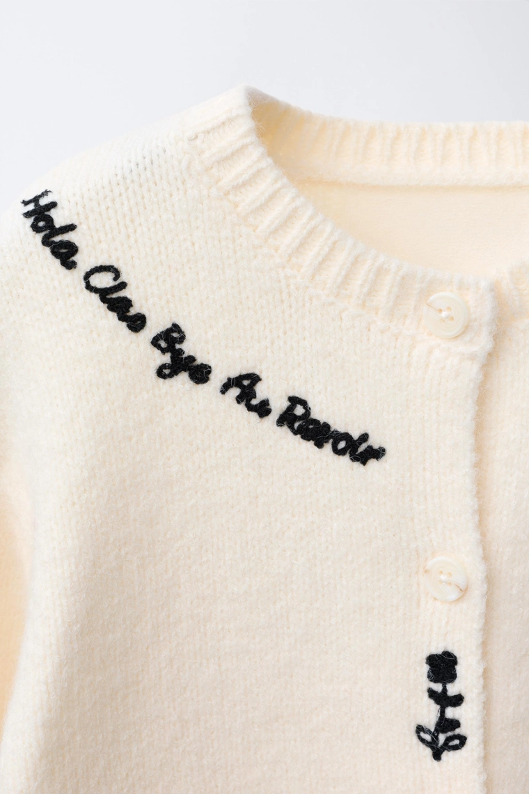 Кардиган с вышивкой