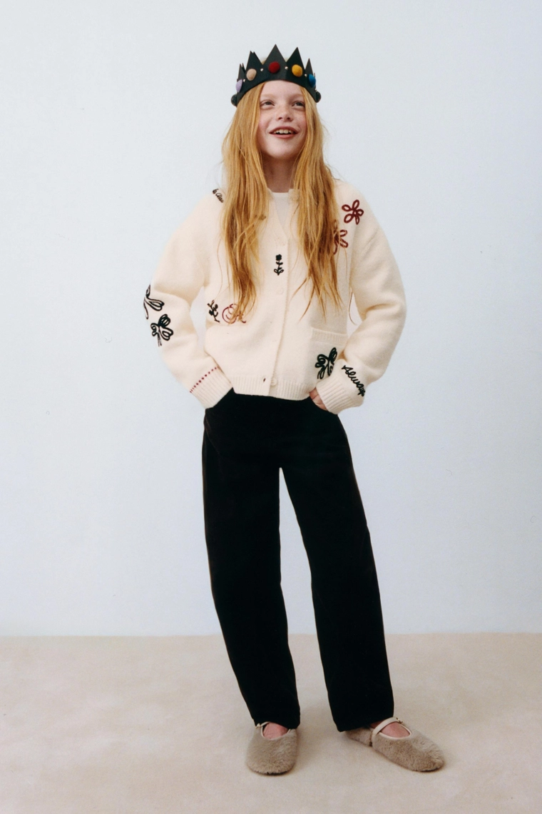 Кардиган с вышивкой