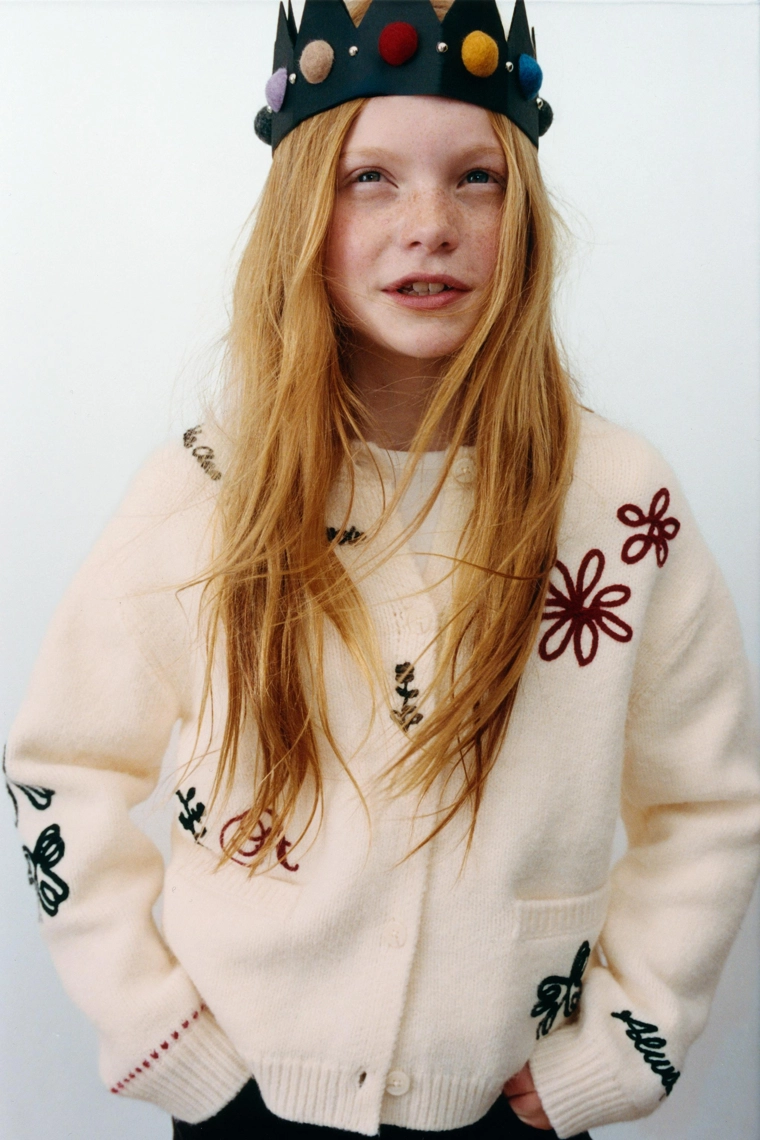 Кардиган с вышивкой