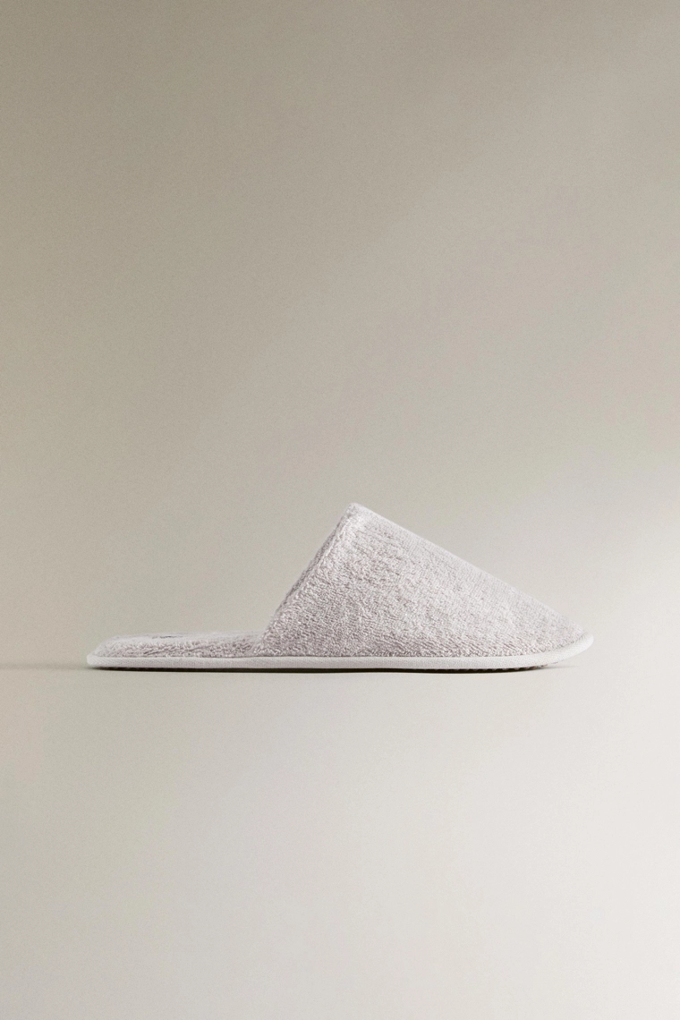 Тапочки для ванной из махровой ткани