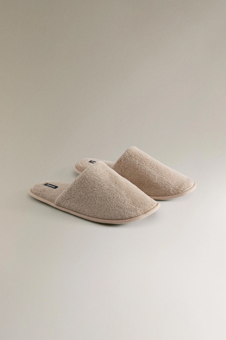 Тапочки для ванной из махровой ткани