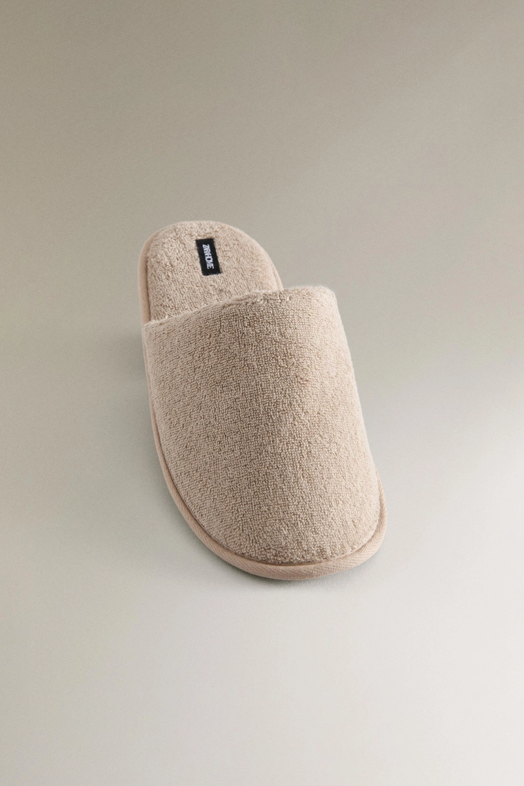 Тапочки для ванной из махровой ткани