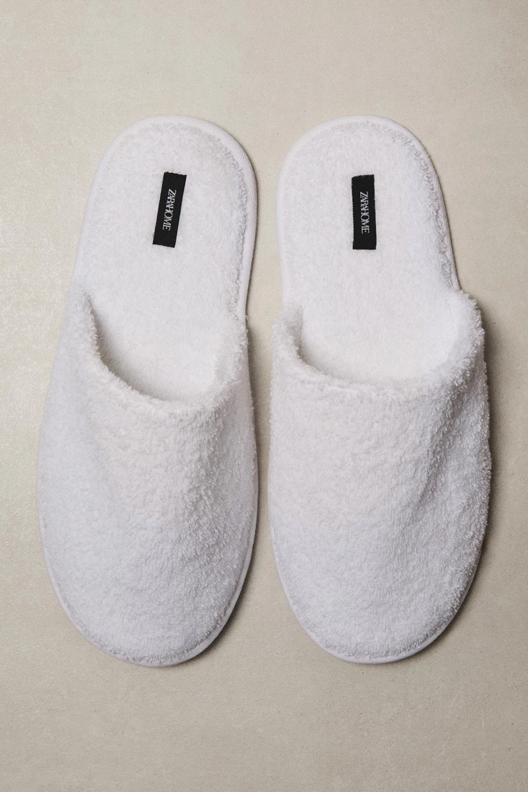 Тапочки для ванной из махровой ткани