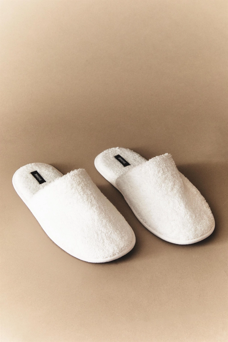 Тапочки для ванной из махровой ткани