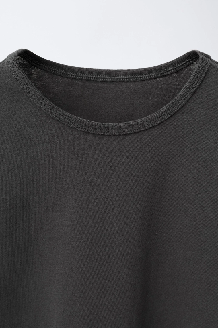 Футболка с вышивкой