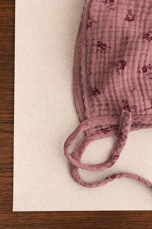 ZARA TIMELESS - чепчик с цветочным узором- Заказать в России