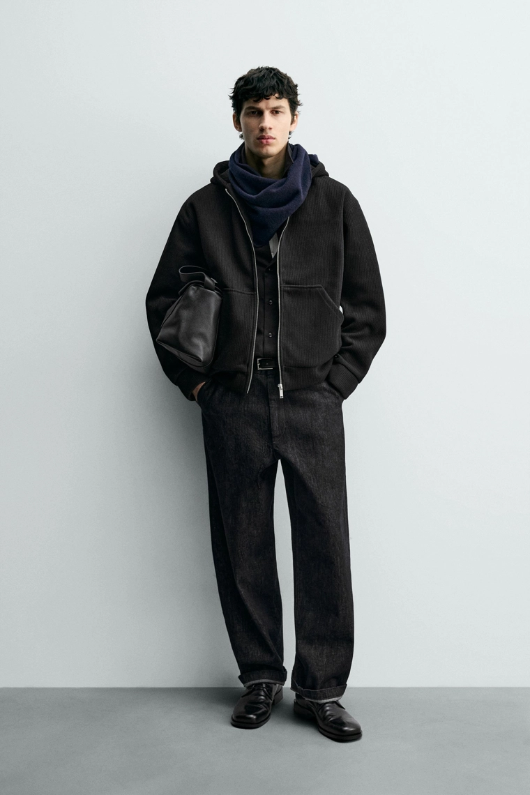 Толстовка с молнией и ребристым узором