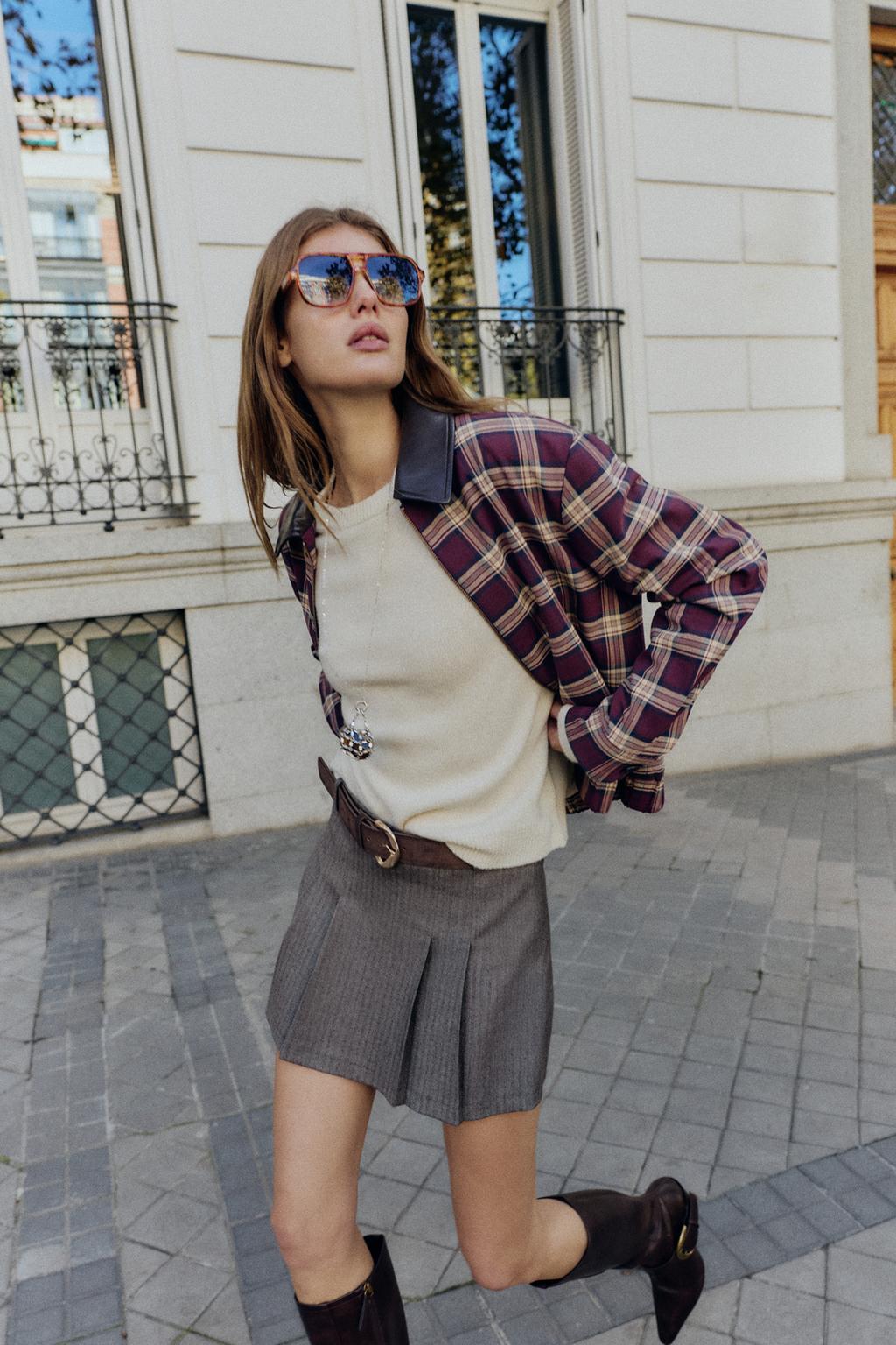 ЮБКА-ШОРТЫ СО СКЛАДКАМИ И РЕМНЕМ