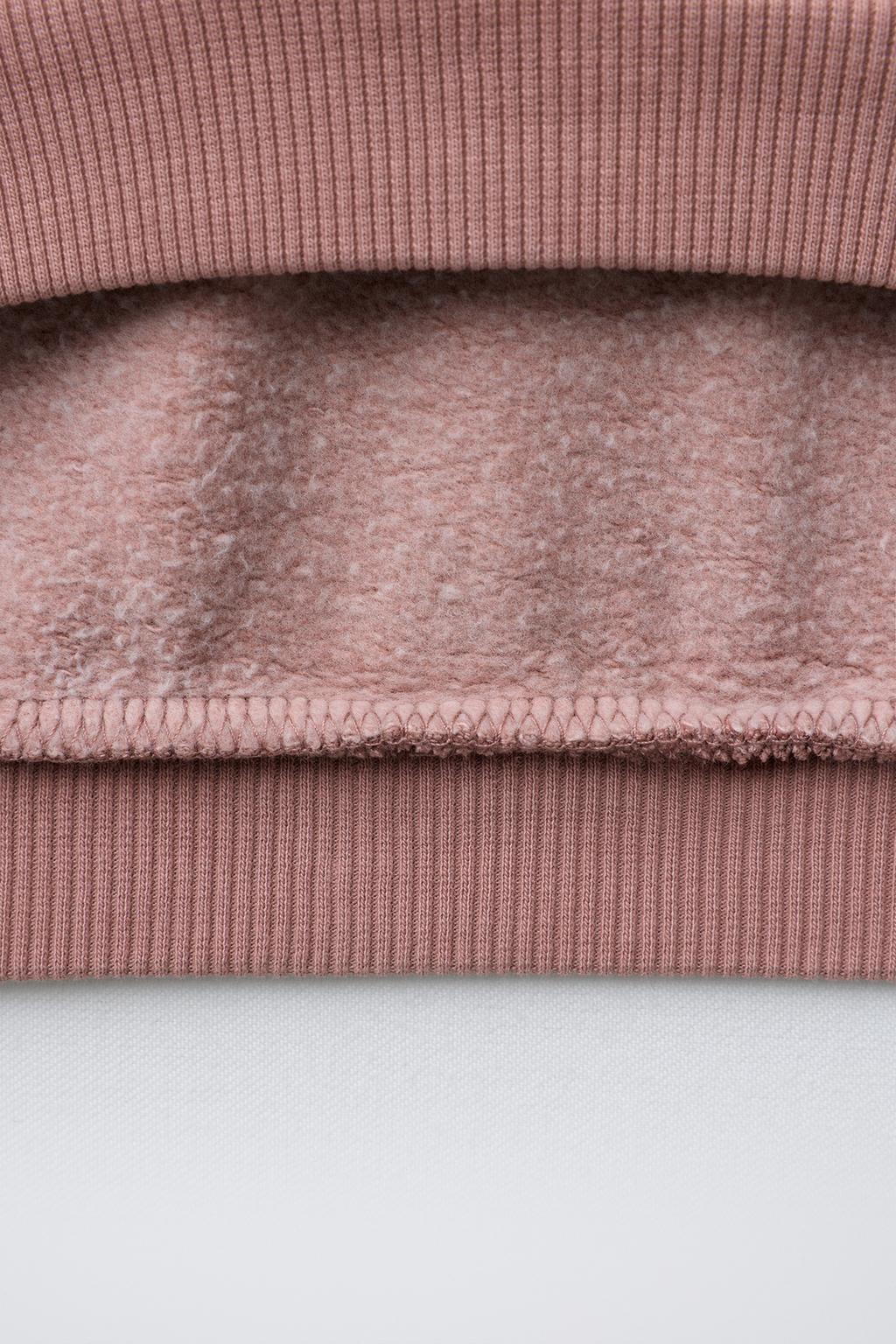 ТОЛСТОВКА С ТЕКСТОВЫМ ПРИНТОМ