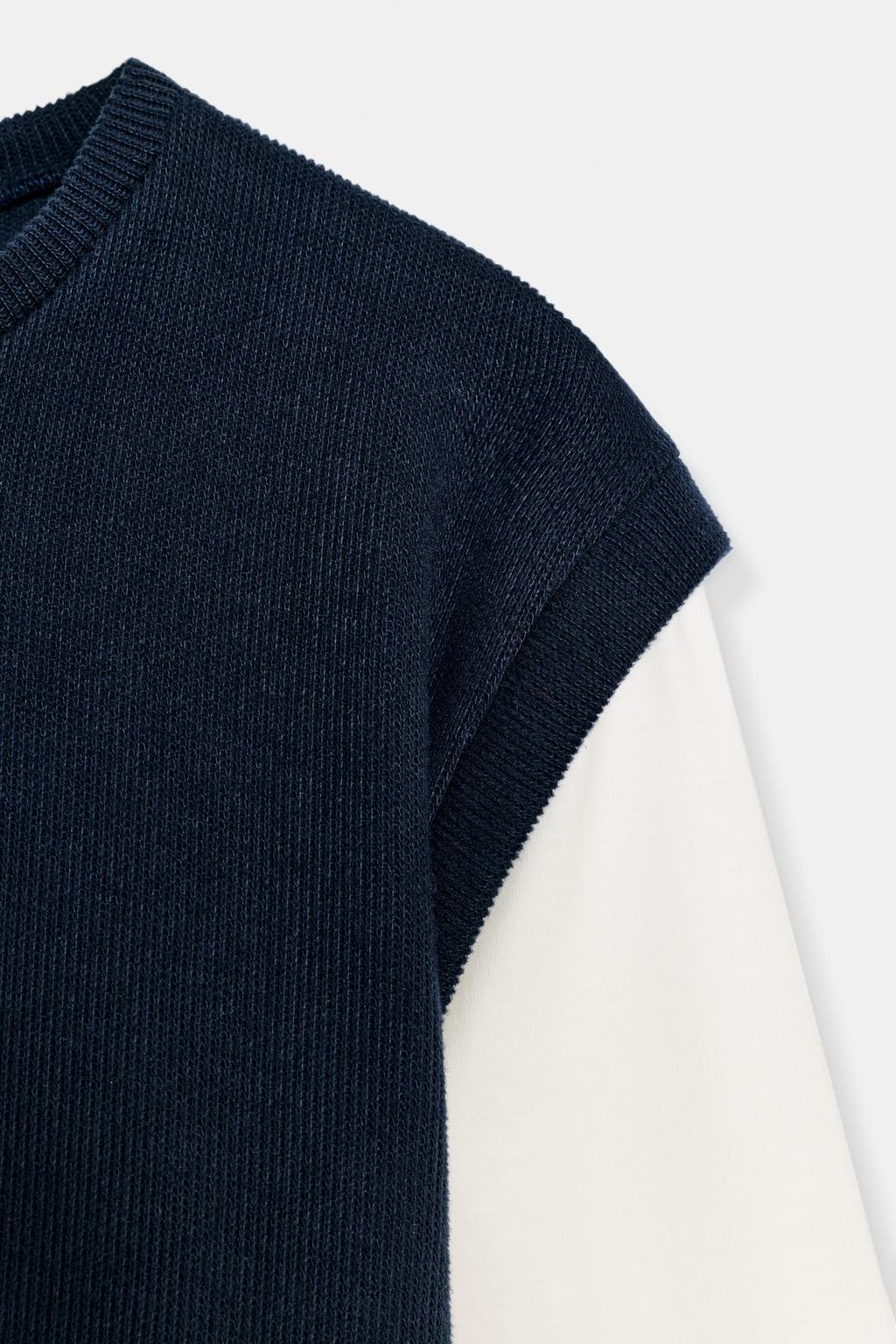 ФУТБОЛКА С КОМБИНИРОВАННЫМ ЖИЛЕТОМ