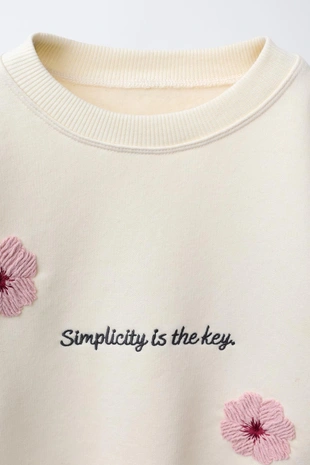 Толстовка с вышитыми цветами- Заказать в России