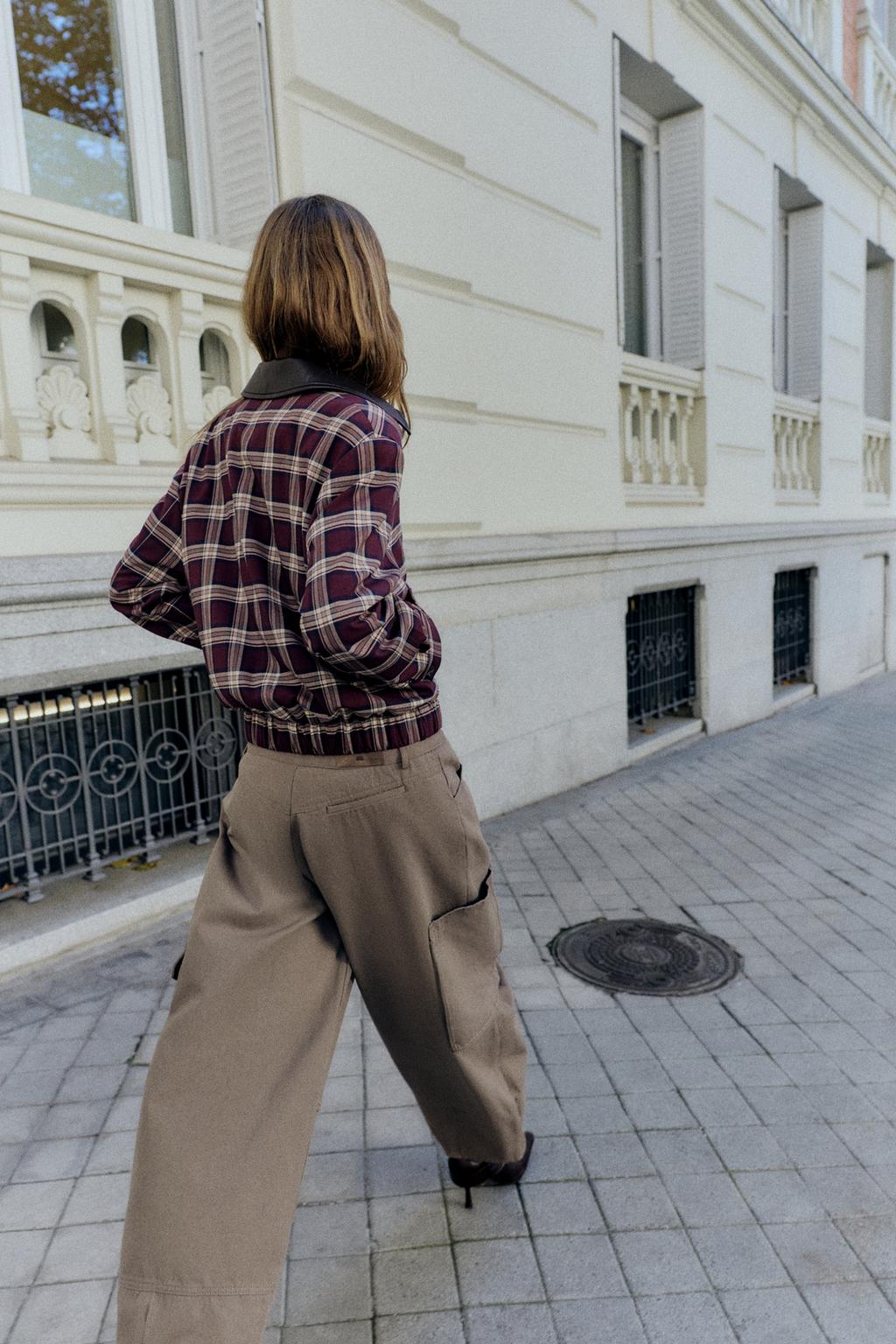 БОМБЕР В КЛЕТКУ С ЛАЦКАНАМИ И ЭФФЕКТОМ КОЖИ