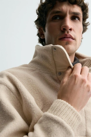 Комбинированная толстовка из искусственной овчины- Заказать в России