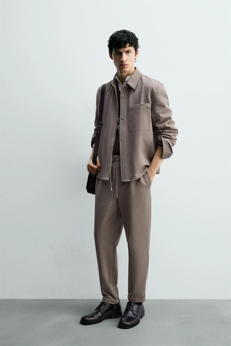 Брюки с комфортной резинкой и безжелезной отделкой