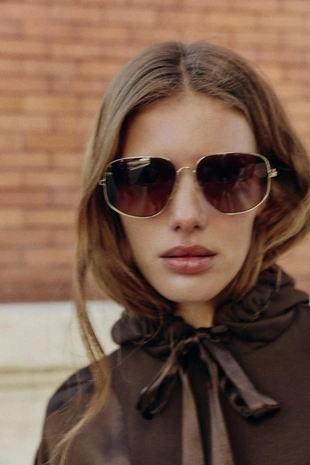 Комбинированная атласная рубашка с капюшоном- Заказать в России