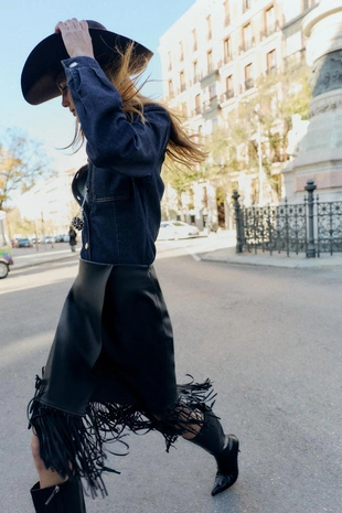 Юбка миди из искусственной кожи с бахромой- Заказать в России