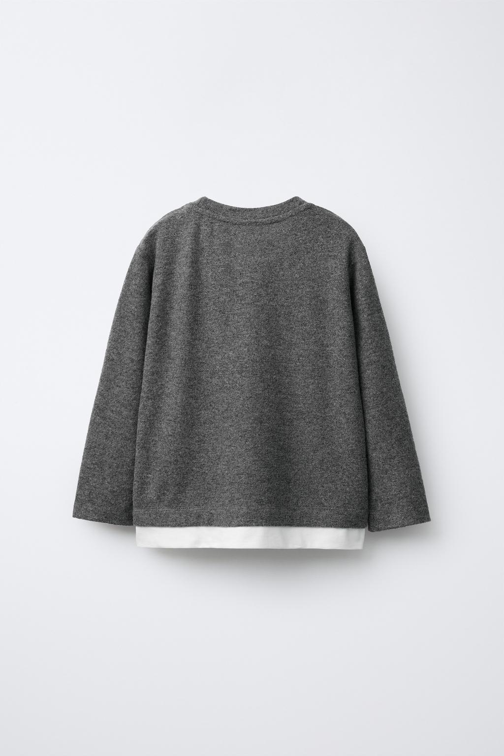 СВИТЕР С МЯГКИМ КОНТРАСТНЫМ НИЗОМ