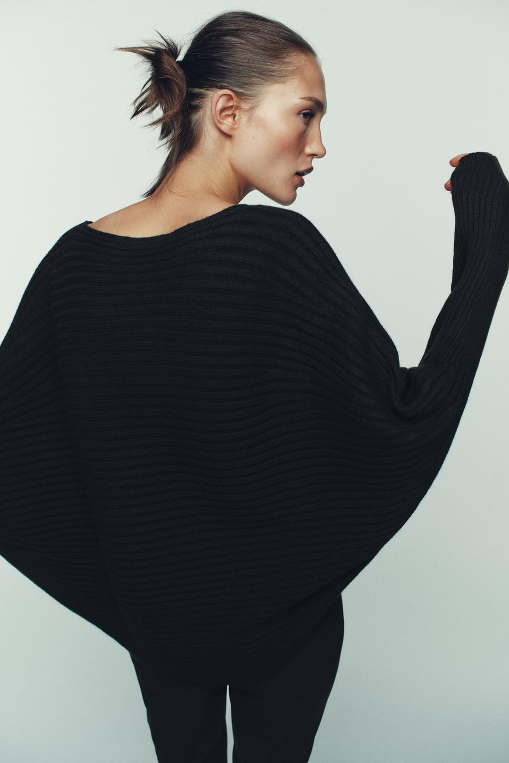 ОБЪЕМНЫЙ СВИТЕР РЕЛЬЕФНОЙ ВЯЗКИ