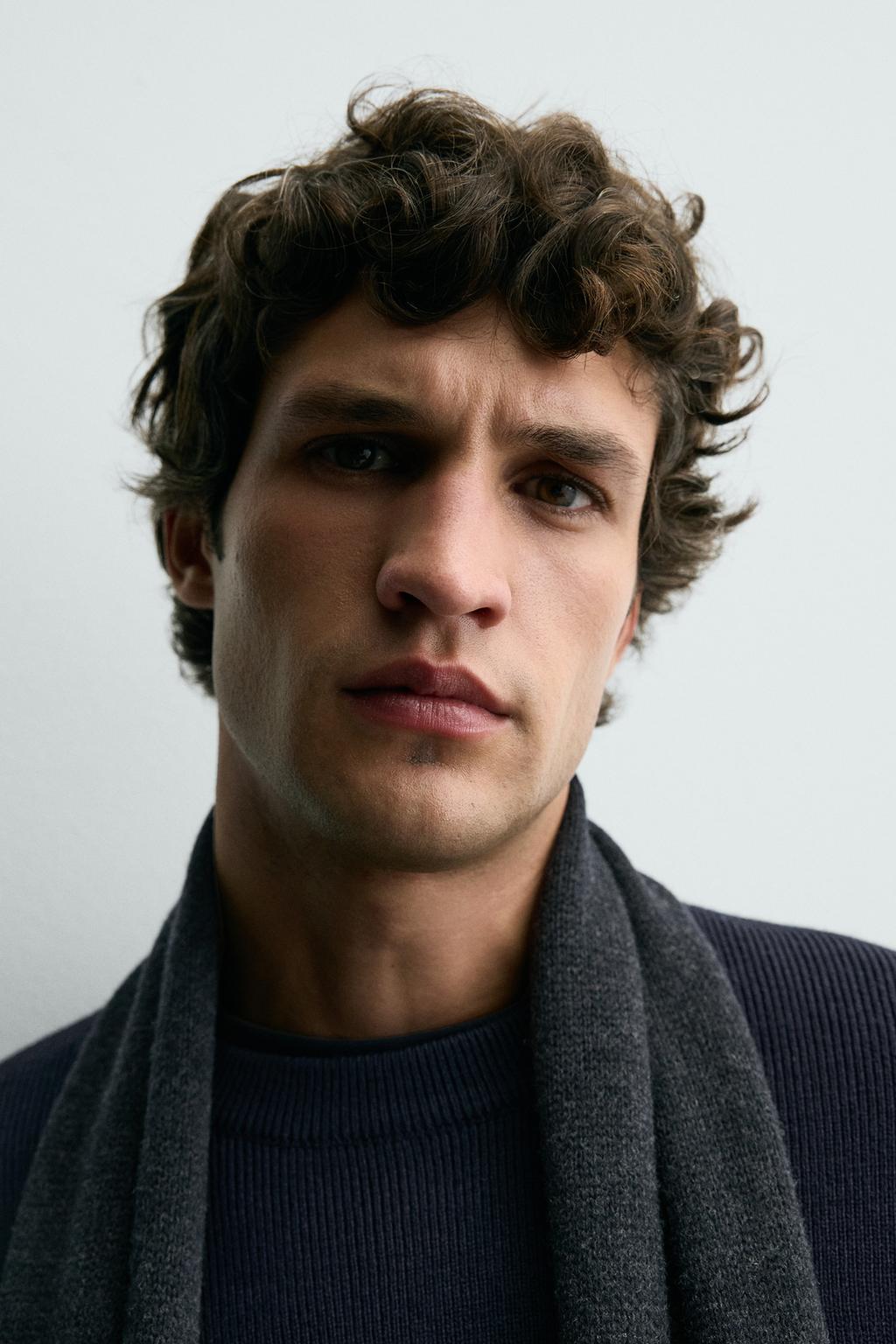 ШЕРСТЯНОЙ СВИТЕР С УЗОРОМ