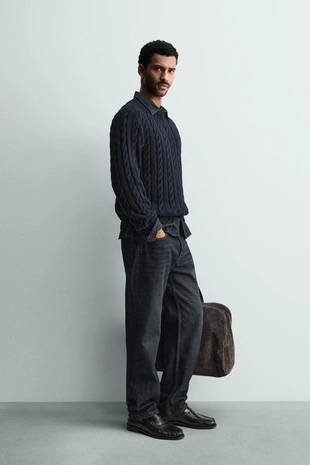 Свитер с узором «косы»