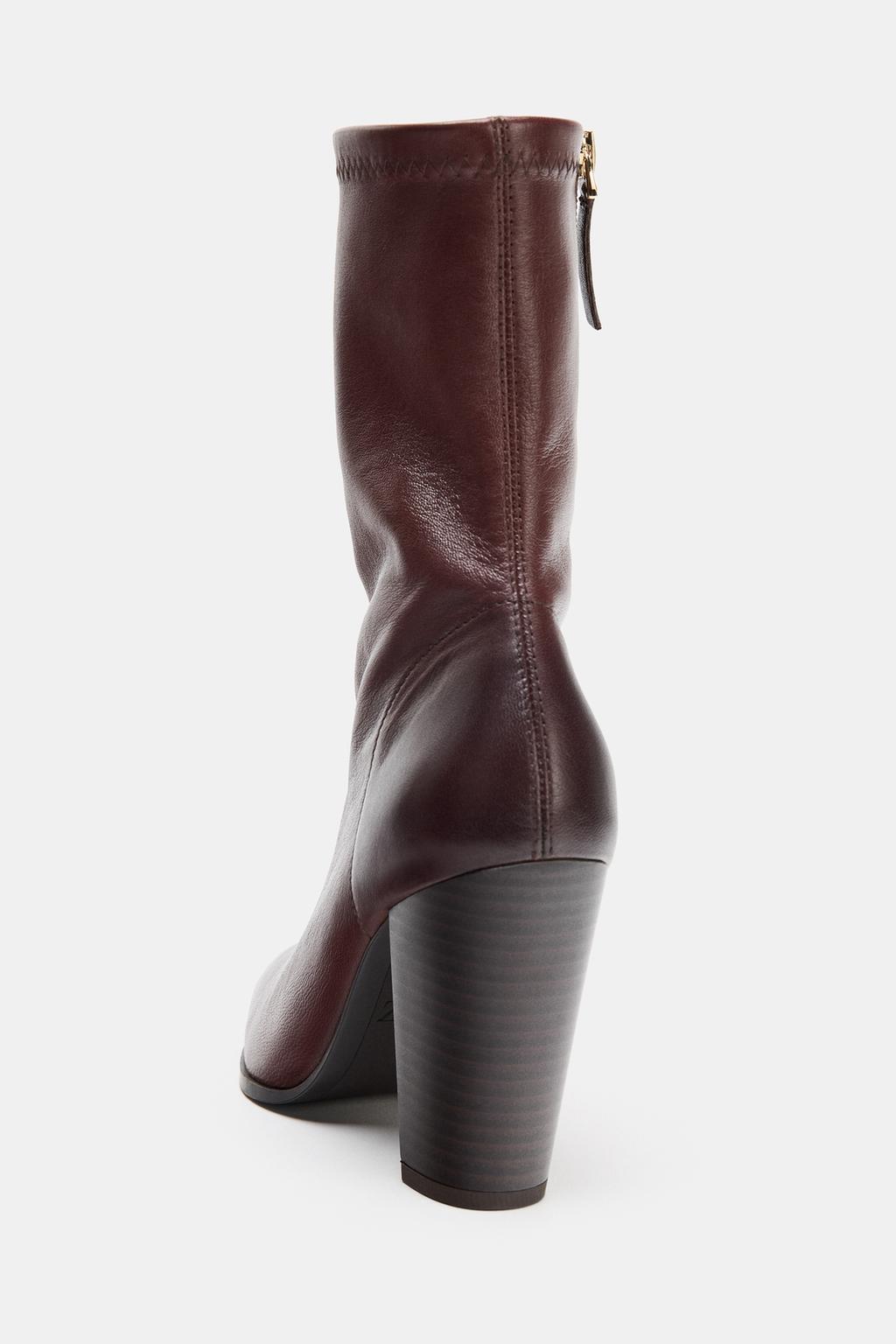 КОЖАНЫЕ БОТИЛЬОНЫ НА ВЫСОКОМ КАБЛУКЕ В КОВБОЙСКОМ СТИЛЕ