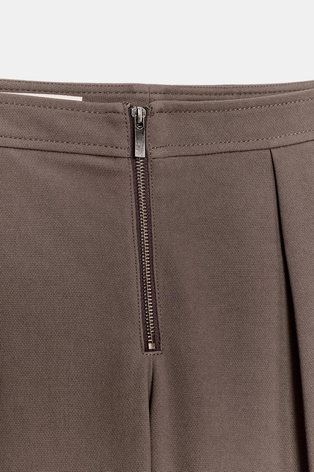 БРЮКИ CARROT FIT С МОЛНИЕЙ