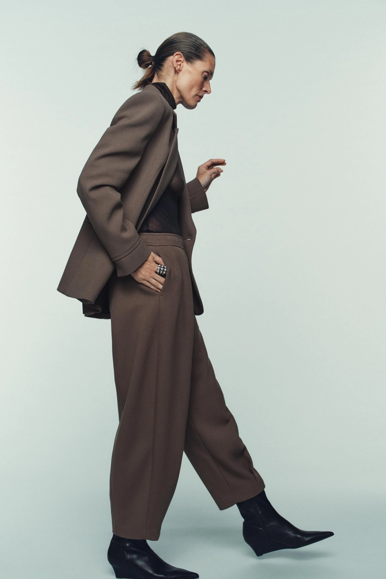 Брюки-морковки с молнией