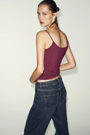 Майка из полиамида на тонких бретелях- Заказать в России