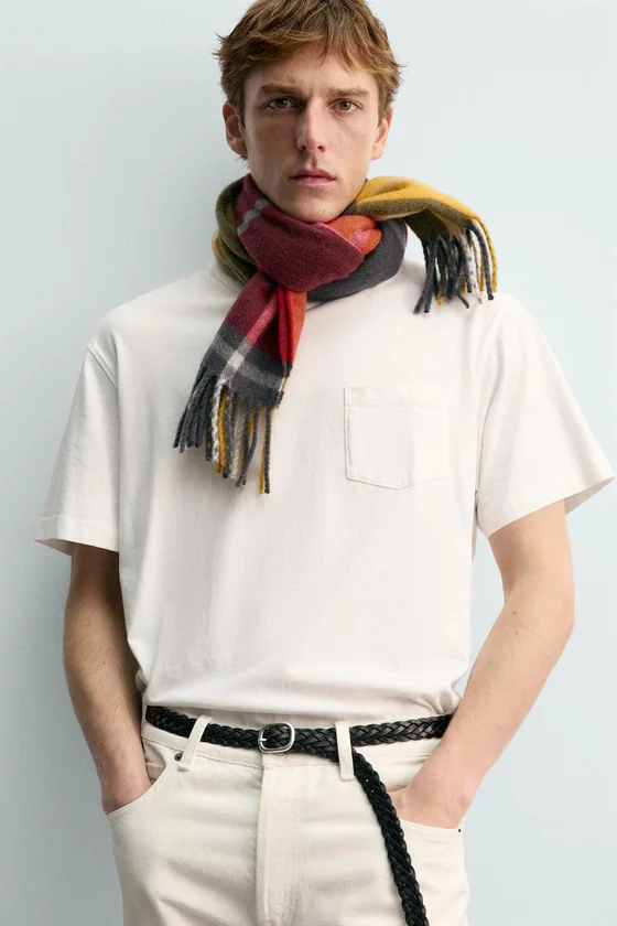 ФУТБОЛКА С КАРМАНОМ Zara «Aaron Levine»