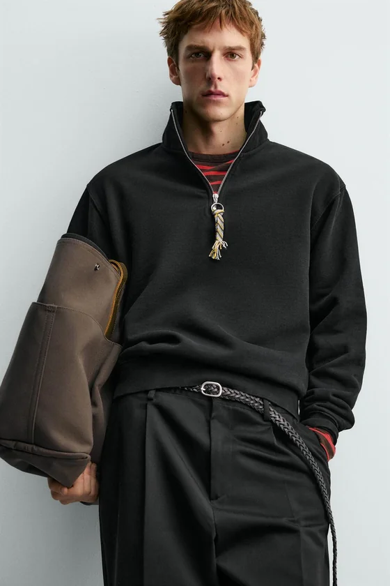 ТОЛСТОВКА С ВОРОТНИКОМ НА МОЛНИИ И ЛЕНТОЙ Zara «Aaron Levine»