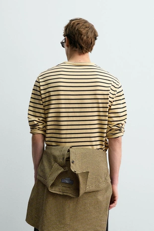 Жаккардовая футболка в полоску AARON LEVINE X ZARA