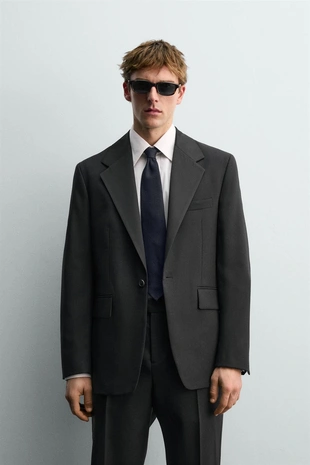 Блейзер из шерсти в стиле смокинга — AARON LEVINE X ZARA- Заказать в России