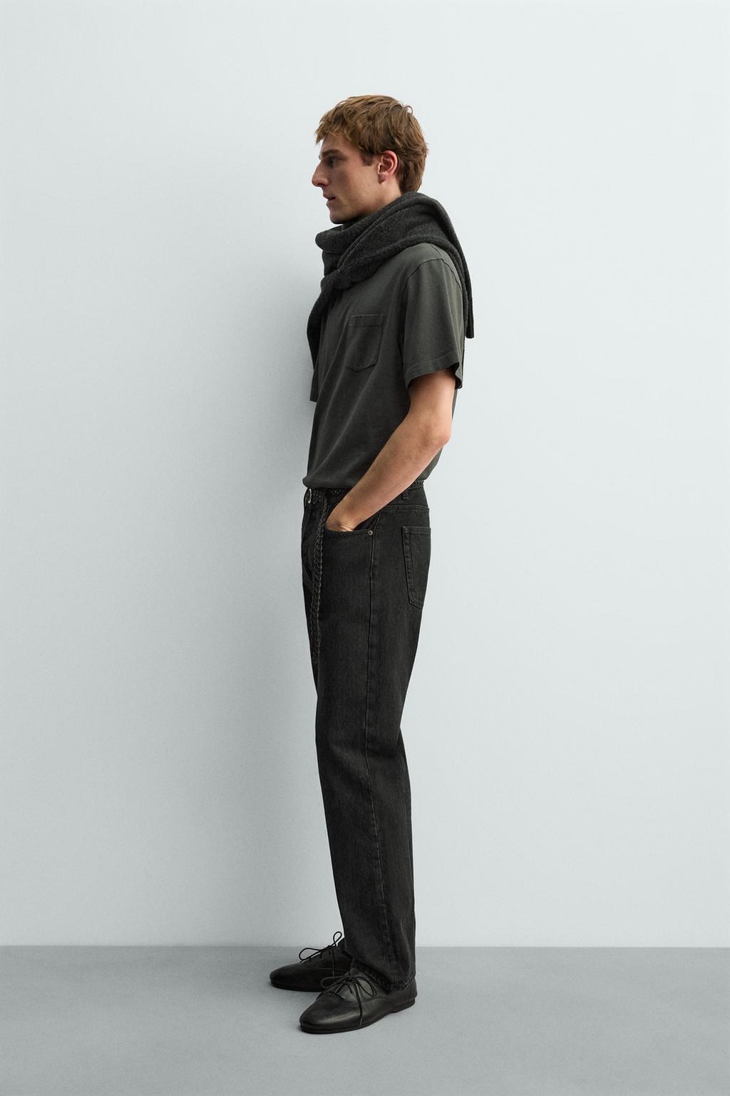 ФУТБОЛКА С КАРМАНОМ AARON LEVINE X ZARA