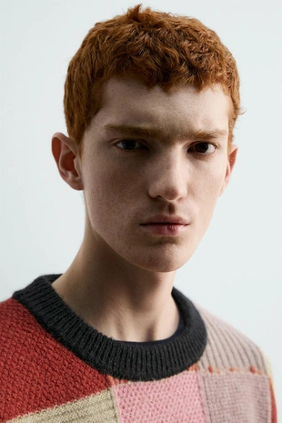 Джемпер в стиле пэчворк HARRY LAMBERT FOR ZARA X DISNEY- Заказать в России