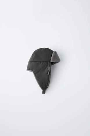 Кепка с отделкой из искусственного меха- Заказать в России