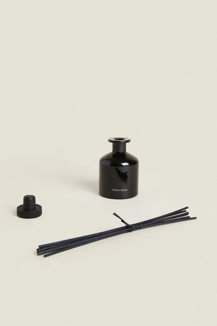 Освежитель воздуха с палочками (250 мл) CEDAR WOOD- Заказать в России