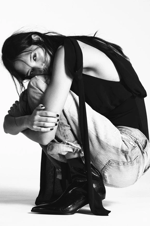 Ботильоны на каблуке с рельефным узором- Заказать в России