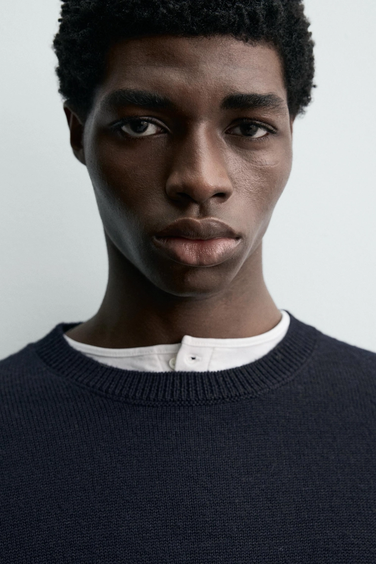 Теплый свитер из мериносовой шерсти